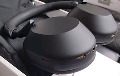 LikeNew WH-1000XM5SA Premium Noise Canceling Auto NC Optimizer, 30-Hours