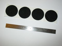 8 FELT DISC 1 1/2 IN (38mm)DIA 1/16″ (1.5mm) HIGH BLACK DOT PAD CIRCLE POD FEET