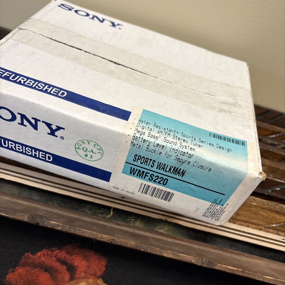 Sony Walkman WM‑FS220 Sports AM/FM Cassette Player Mega Bass Refurbised NOS