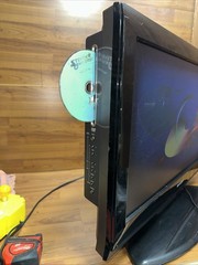 Sharp 26-Inch LCD LC-26DV27UT With Built-In DVD Player WORKS GAMING FLAT