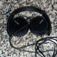 Sony MDR-ZX110 On-Ear Wired 3.5mm 30mm Adjustable Headband Black 3ft