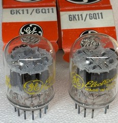 RARE NOS NIB YELLOW LOGO *PERFECT MATCH PAIR 6K11 6Q11 * MINT CONDITION 1960’S