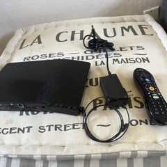 TiVo Bolt 1000GB DVR Receiver Model TCD849000V w/ Remote Control & No Cable CARD