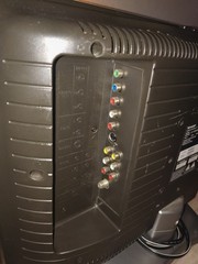 Sharp LC-15SH6U SD 480i 480P Retro Games LCD TV – Works Great No Remote