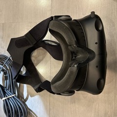 HTC Vive Complete VR System Headset Controllers Base Stations Box Tested Works