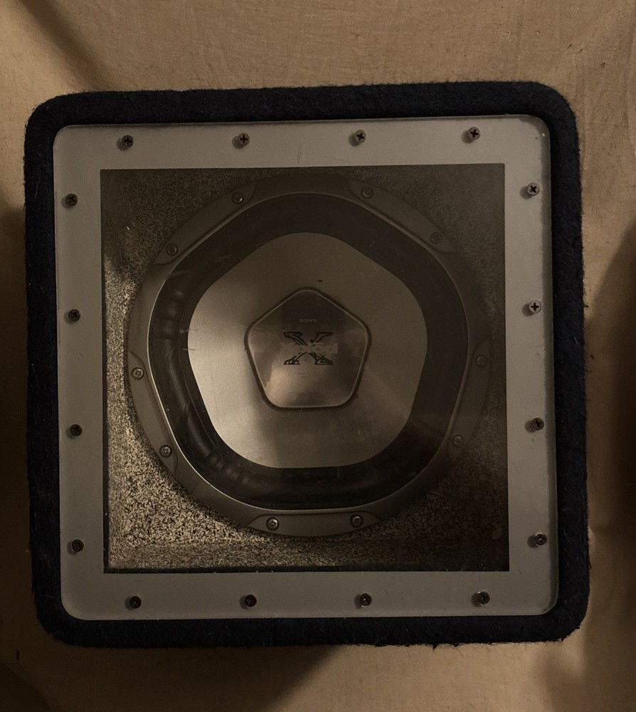 Sony Xplod Sub Speaker 10” Vintage Crunch Powerstation Enclosed LED LIGHT UP BOX
