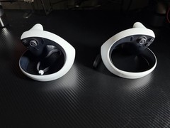Sony PlayStation VR2 VR Headset w/ Sense Controllers White/Black