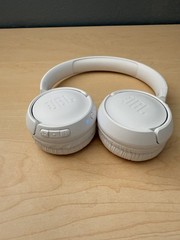 JBL TUNE510BT Wireless Bluetooth Headphones – White – Great Condition