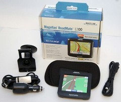 NEW in Box Magellan RoadMate 1200 Car Portable GPS Navigator System USA MAPS