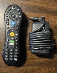 TiVo Bolt VOX – LIFETIME – 500GB – 4 Tuners OTA (Antenna) or Cable w/PS & Remote