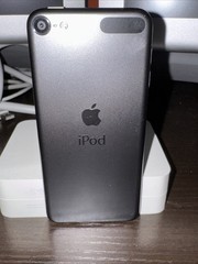 Apple iPod Touch/ 6th Gen/ 16gb Space Gray/ 100% Battery / iOS 11.4