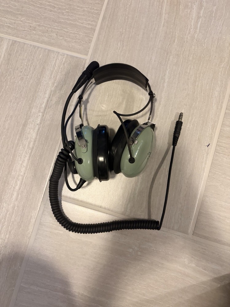 Used David Clark H10-26 Noise Reduction Aviation Headset Boom Mic U-174/U