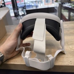 Meta Quest 3 512GB VR Headset – White (Original Packaging)
