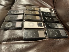 Lot of 13 iPod Nano 1st Gen 1gb 2gb 4gb AS-IS Untested