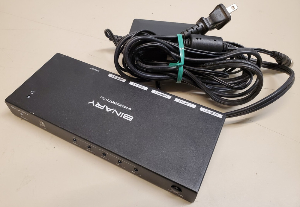 Binary 240 Series 4K Ultra HD HDMI Switch B-240-HDSWTCH-5X1 Power On Test