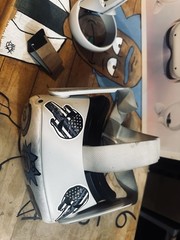 Meta Quest 2 VR Headset 128GB hand painted Rick & Morty Art, Controllers, Box