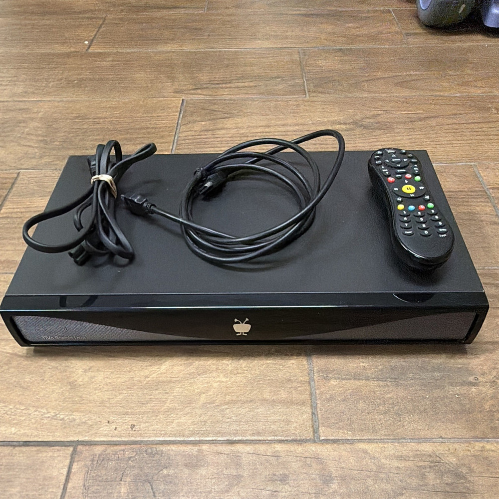 Lifetime subscription TiVo Roamio Plus 1TB DVR/Hard Drive Recorder 1080p