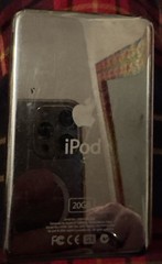 Apple Ipod A1099 White 4th Gen (20 gb) Fast Ship Good Used 907 Songs Indonesia