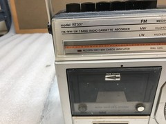 Silver RT307 Mono FM/MW/LW Vintage 3 Band Radio Cassette Recorder – Read Desx