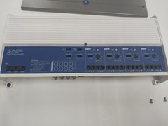 JL Audio M800/8v2 8 Channel 800W Marine Amplifier