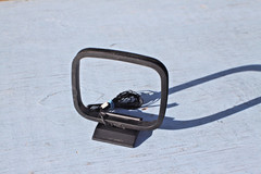 UNBRANDED – AM LOOP ANTENNA – 2 PIN PLUG – MANY APPLICATIONS