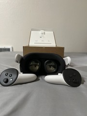 Meta Quest 3 512GB Standalone VR Headset 120Hz White/Black w/ Touch Plus