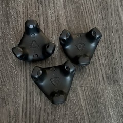 3x HTC Vive Tracker 3.0 + 2x 2.0 SteamVR Base Stations Vrchat full body tracking