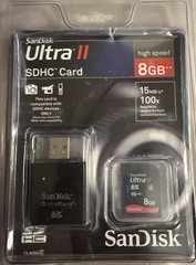 SanDisk SDHC 8Gb Memory Card + MicroMate Reader Factory Sealed