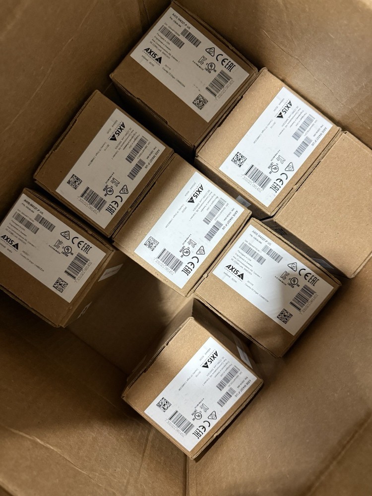 AXIS M4327-P Lot
