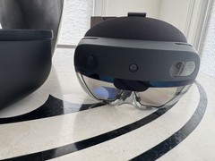 Microsoft HoloLens 2 Standalone VR Headset 60Hz 52° FOV Case Cable Gray