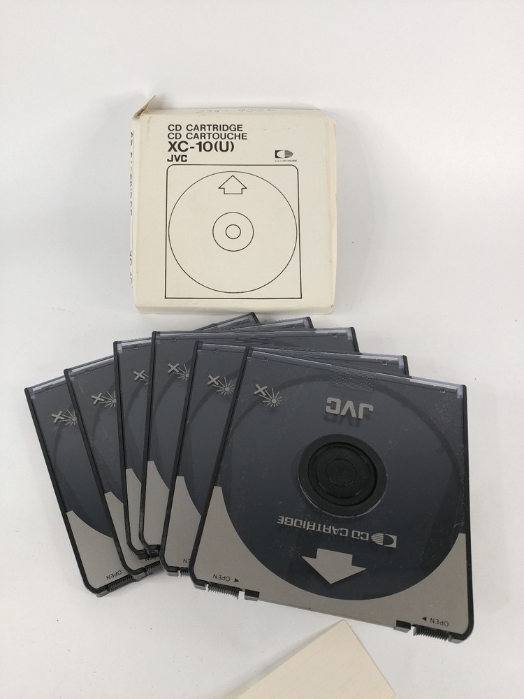 one VTG JVC Single Disc CD Cartridge/CD Caddy XC-10(U)