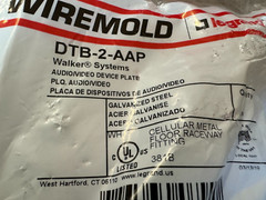 Wiremold DTB-2-AAP Audio/Video Device Plate ( Lot 0f 4)