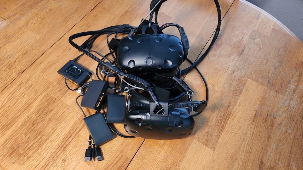 HTC Vive Virtual Reality 2x Headset LOT – USED in Raving Rabbids Arcade – TESTED