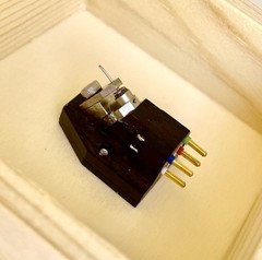 VAS Nova 0.8mV output MC Cartridge, Wood body, Microridge on Aluminum Cantilever