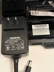 Sangean HDR-16 Portable HD Radio AM/FM Stereo Digital Clock w/OEM Adapter TESTED