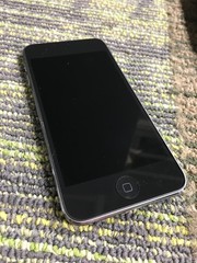 Apple iPod Touch 5th Generation Space Gray (16GB)