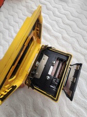 Sony Walkman Sports FM Yellow Portable Cassette Player AM/FM Radio Tested