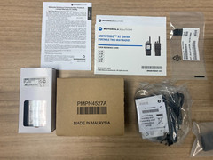 Motorola R7 Two-Way Digital Radio UHF 403-527 Mhz AAH06RDN9RA1AN FKP Mototrbo OB