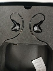 Mackie MP-220 Dual Dynamic Driver Professional In-Ear Monitors