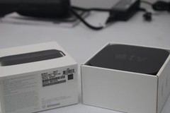Apple TV (3rd Generation) 8GB Digital HD Media Streamer – Black NoRemote&NoCord