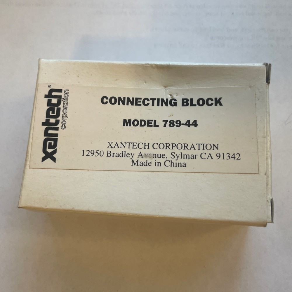 New In Box Xantech 789-44 Connecting Block For 4 IR Emitters