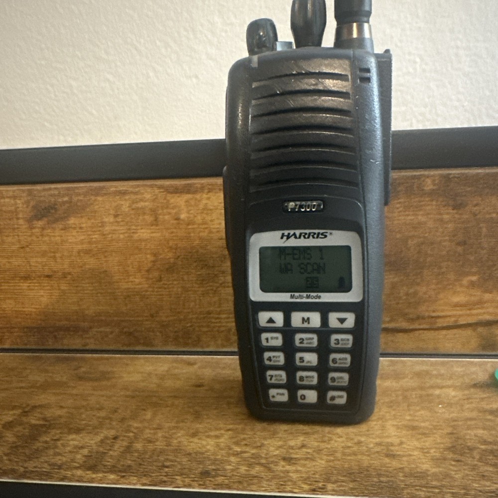 Good Harris Radio P7300 with Battery and Antenna Several Options