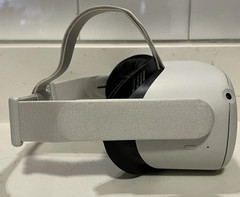 Meta Oculus Quest 2 – 128GB VR Headset + Accessories & Charger ONLY!!