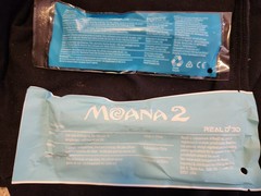 NEW! 2 Pair of 3D Glasses. 1 Adult 1 Kids size.