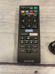 Sony BDP-S3200 Blu-Ray DVD Player HDMI W/ Power Cord & Remote Fully Tested WIFI