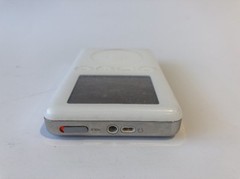 Apple iPod classic 3rd Generation White (15 GB) A1040 – Good Condition