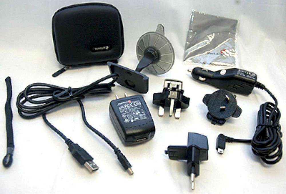 GENUINE TomTom ONE 2nd 3rd USB Charger/Mount/Case 4th NEW Edition travel car OEM