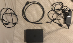Sony PSVR CUH-ZVR2 Gen 2 Bundle w/ Earbuds & Processor Unit – Works, Foam Worn