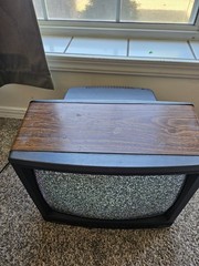 Magnavox 13S401-00AA 13” Retro Gaming CRT TV Player No Remote Tested