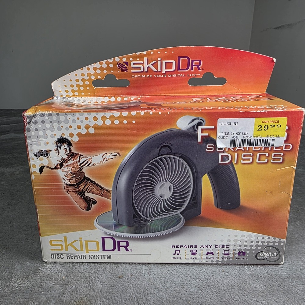 VINTAGE Skip Dr. Doctor CD & DVD Repair Device Digital Innovations Disc Fix